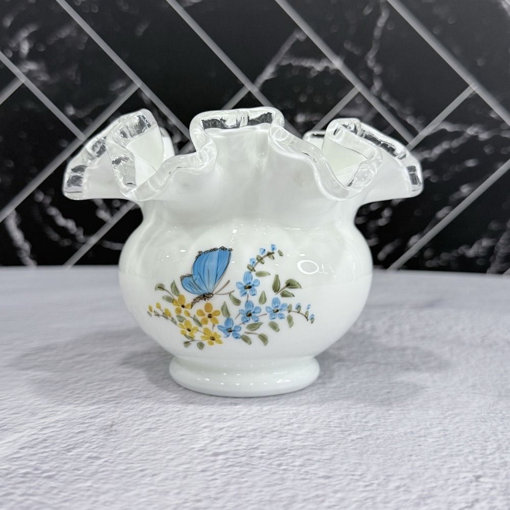 Fenton Silver Crest Vase 4" Hand Painted Blue Yellow Butterflies Signed VTG‎ - Picture 3 of 12